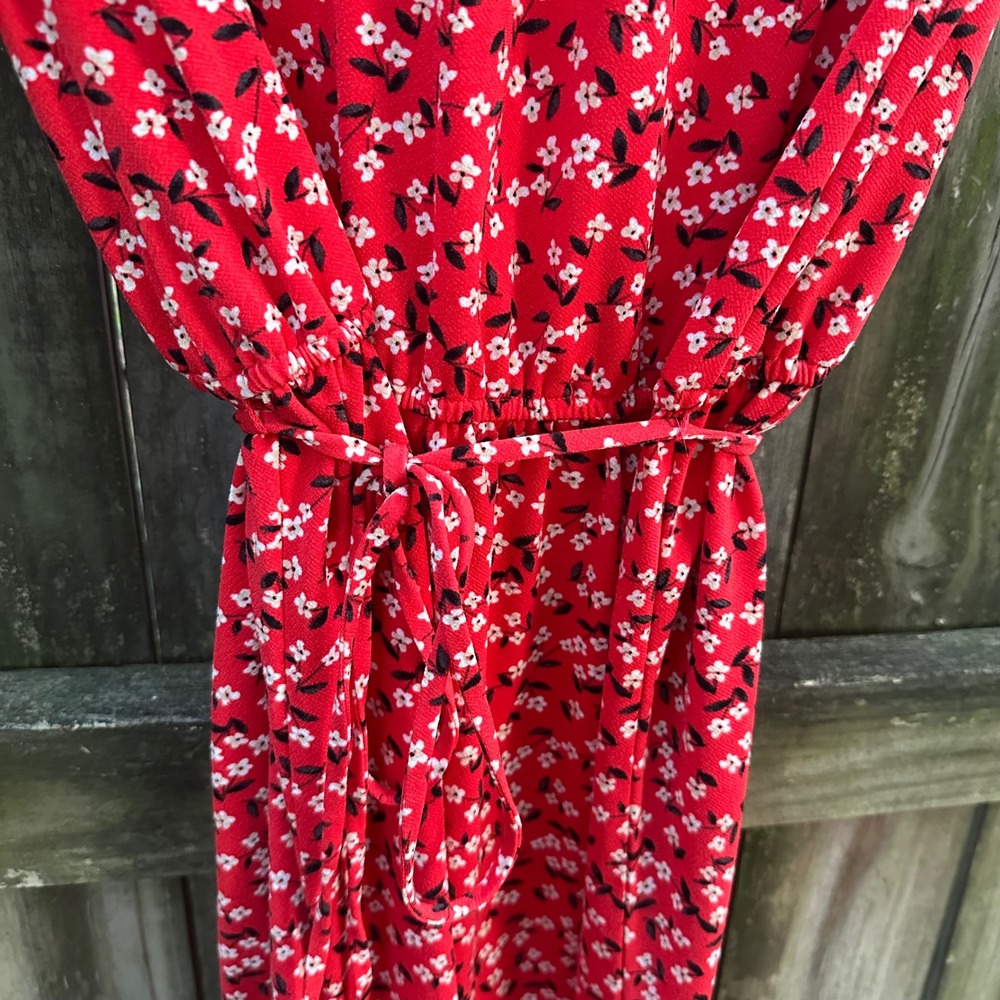 Banana Republic Red Ditsy Floral Short Sleeve Ruffle Midi Dress Tie Sz Medium - Picture 4 of 10